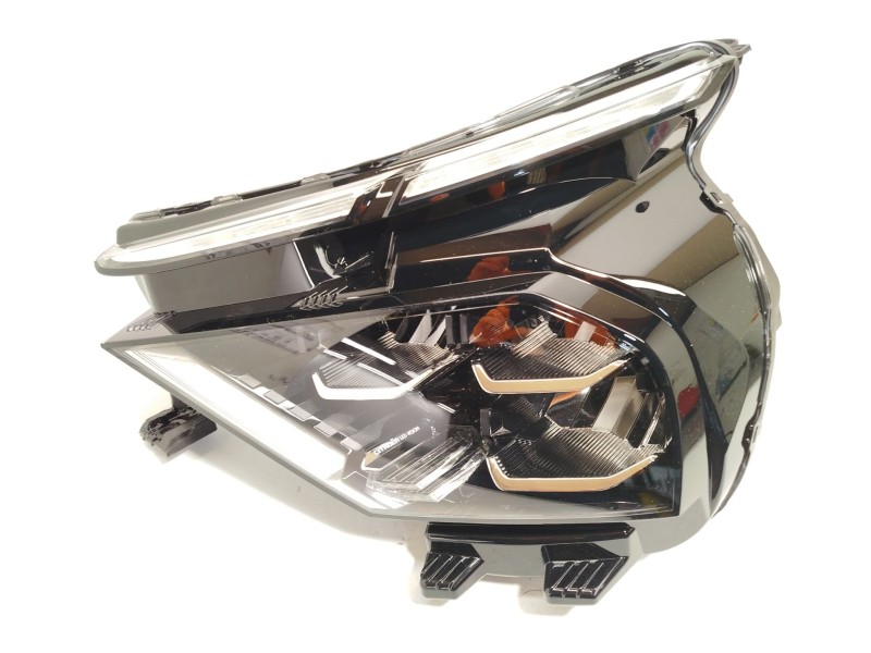 Recambio de faro izquierdo para citroën c4 iii 1.2 referencia OEM IAM 9830649480  73374697