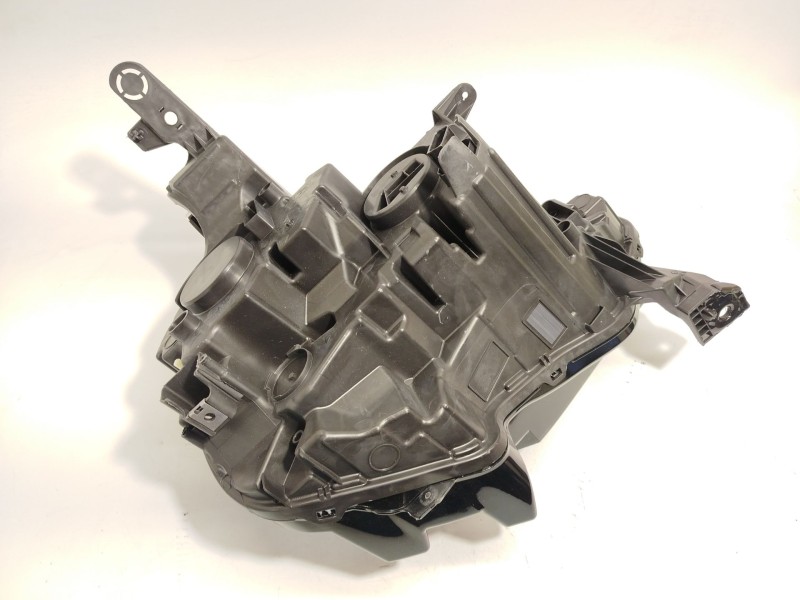 Recambio de faro izquierdo para citroën c4 iii 1.2 referencia OEM IAM 9830649480  73374697