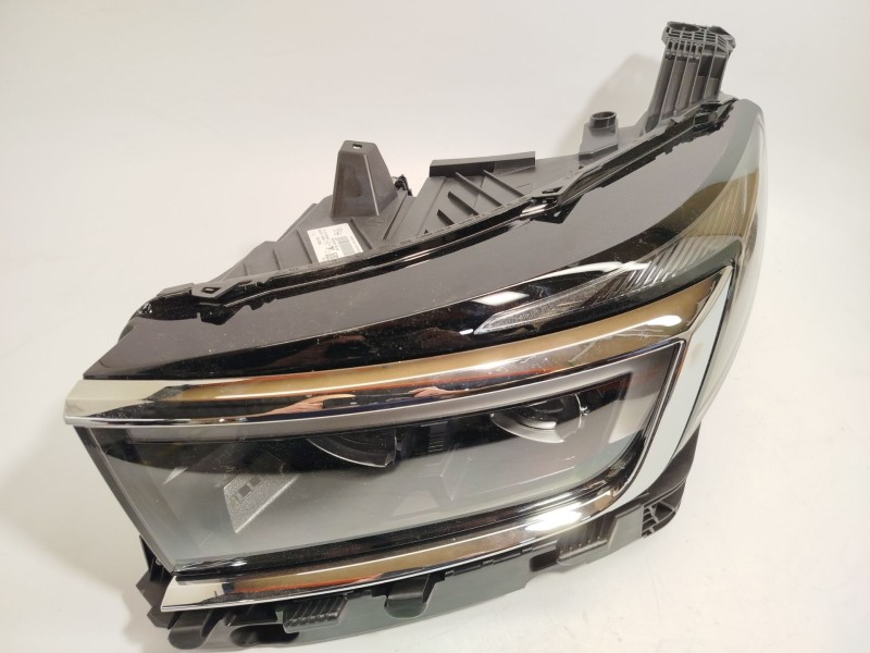 Recambio de faro izquierdo para opel grandland / grandland x (a18, p1uo) 1.2 (75) referencia OEM IAM 1682805380  