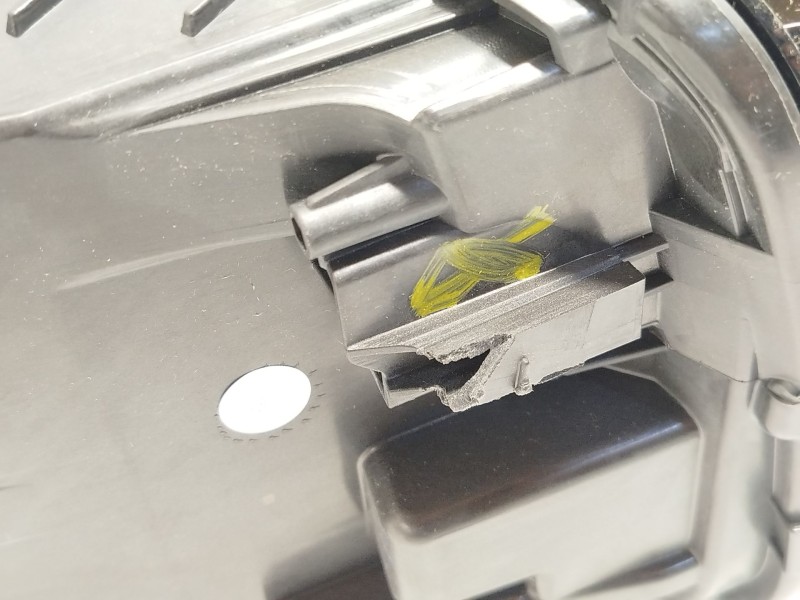 Recambio de faro izquierdo para opel grandland / grandland x (a18, p1uo) 1.2 (75) referencia OEM IAM 1682805380  