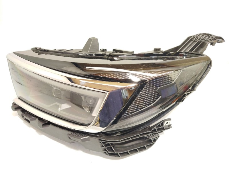 Recambio de faro izquierdo para opel grandland / grandland x (a18, p1uo) 1.2 (75) referencia OEM IAM 1682805380  