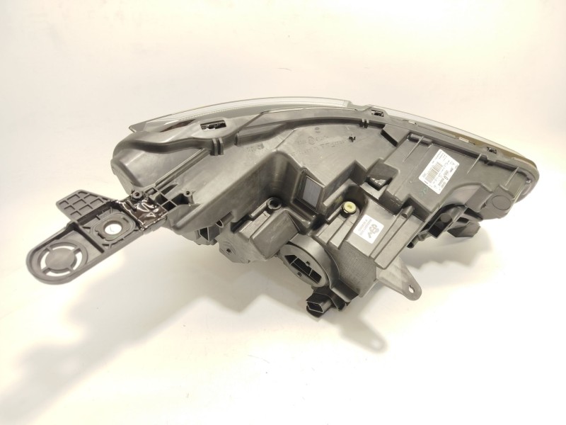 Recambio de faro izquierdo para citroën c4 iii 1.2 referencia OEM IAM 9830649480  73374697