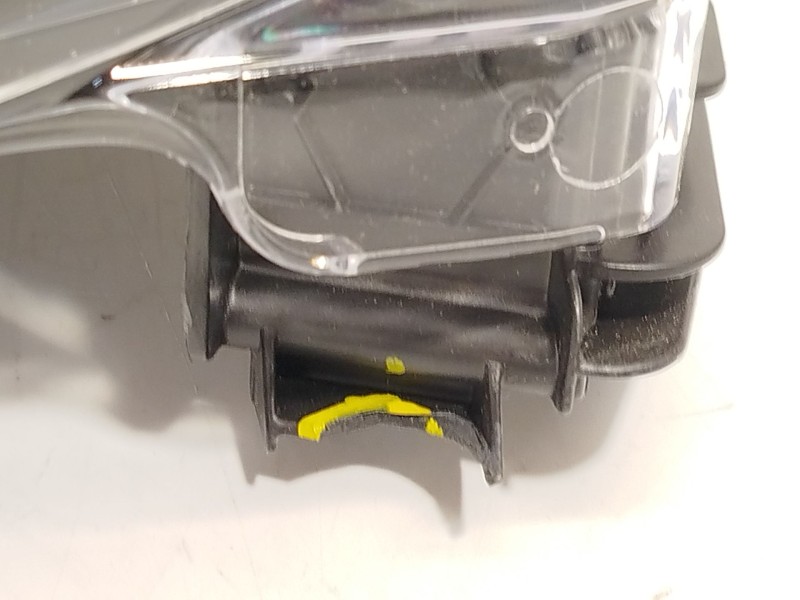 Recambio de faro izquierdo para peugeot 208 i (ca_, cc_) 1.6 gti referencia OEM IAM 1685351980  89907570