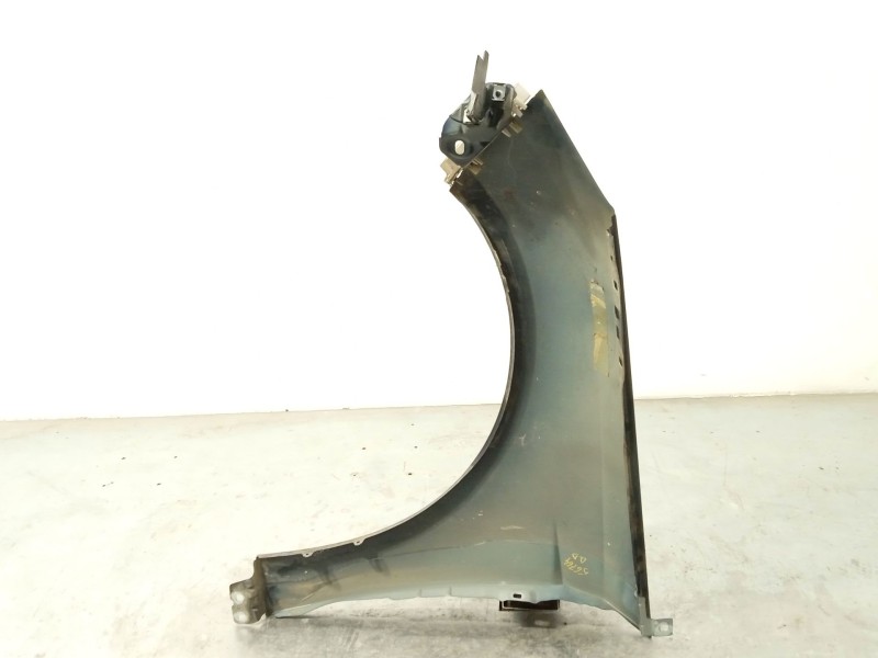 Recambio de aleta delantera derecha para ford focus iii 1.6 tdci referencia OEM IAM 2171302  