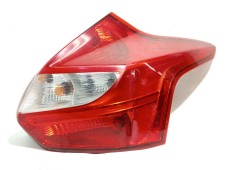 Recambio de piloto trasero derecho para ford focus iii 1.6 tdci referencia OEM IAM 1825318  
