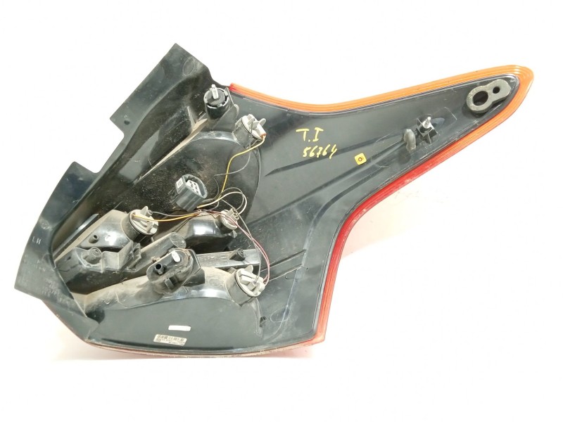 Recambio de piloto trasero izquierdo para ford focus iii 1.6 tdci referencia OEM IAM 1825321  