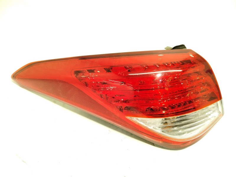 Recambio de piloto trasero izquierdo para hyundai i40 i (vf) 1.7 crdi referencia OEM IAM 924013Z000  