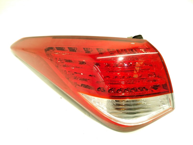 Recambio de piloto trasero izquierdo para hyundai i40 i (vf) 1.7 crdi referencia OEM IAM 924013Z000  