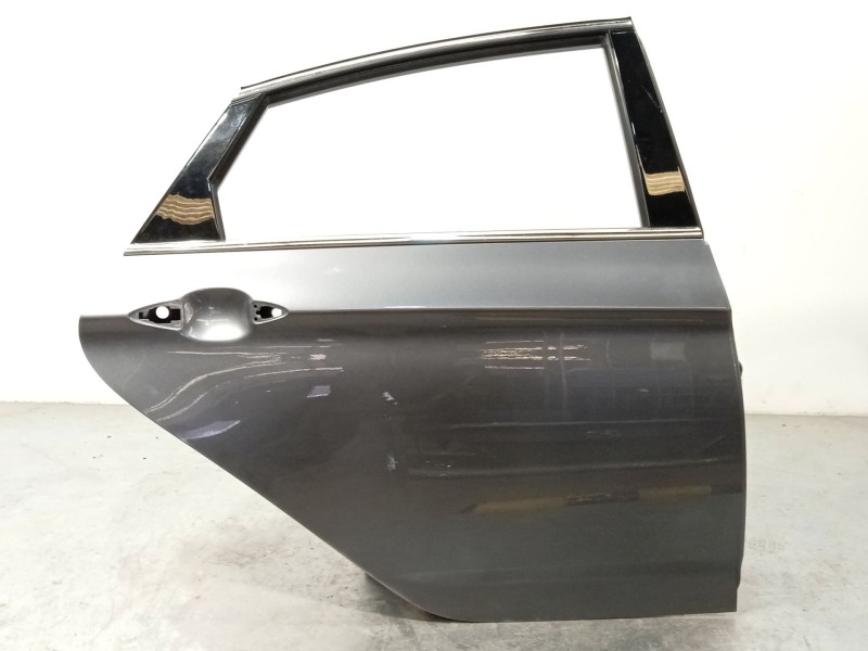 Recambio de puerta trasera derecha para hyundai i40 i (vf) 1.7 crdi referencia OEM IAM 770043Z000  