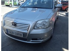 toyota avensis sedán (_t25_) del año 2003 2