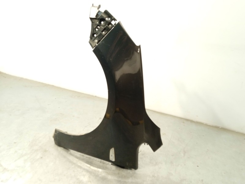 Recambio de aleta delantera izquierda para opel astra j sedán 1.7 cdti (69) referencia OEM IAM 13390002  