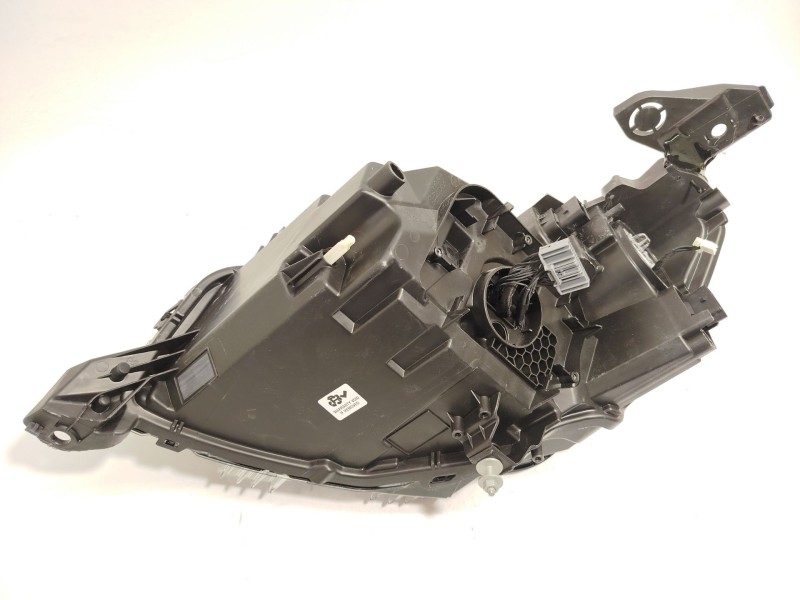 Recambio de faro derecho para peugeot 208 (p2) 1.5 blue-hdi fap referencia OEM IAM 1682772380  