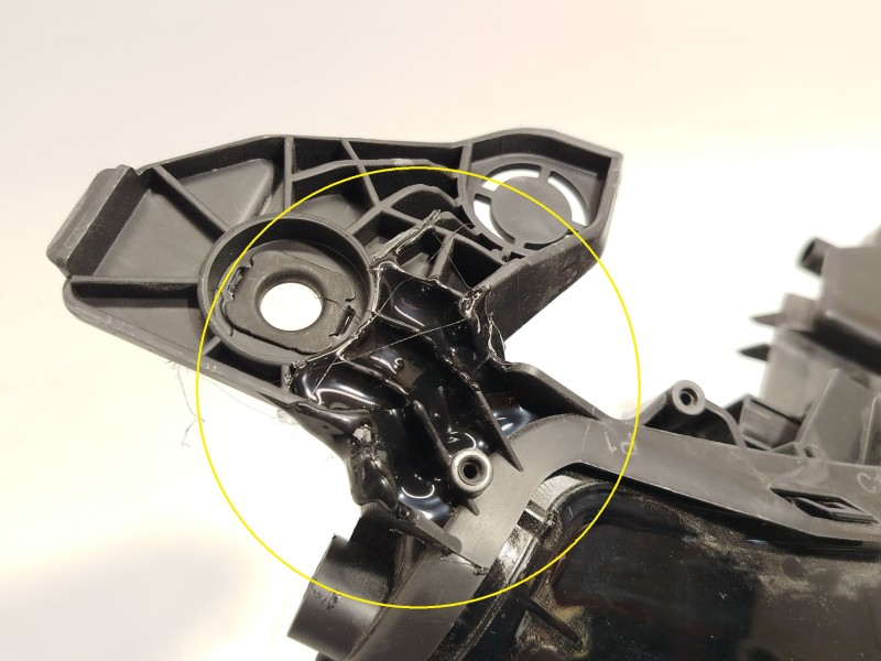 Recambio de faro derecho para peugeot 208 (p2) 1.5 blue-hdi fap referencia OEM IAM 1682772380  