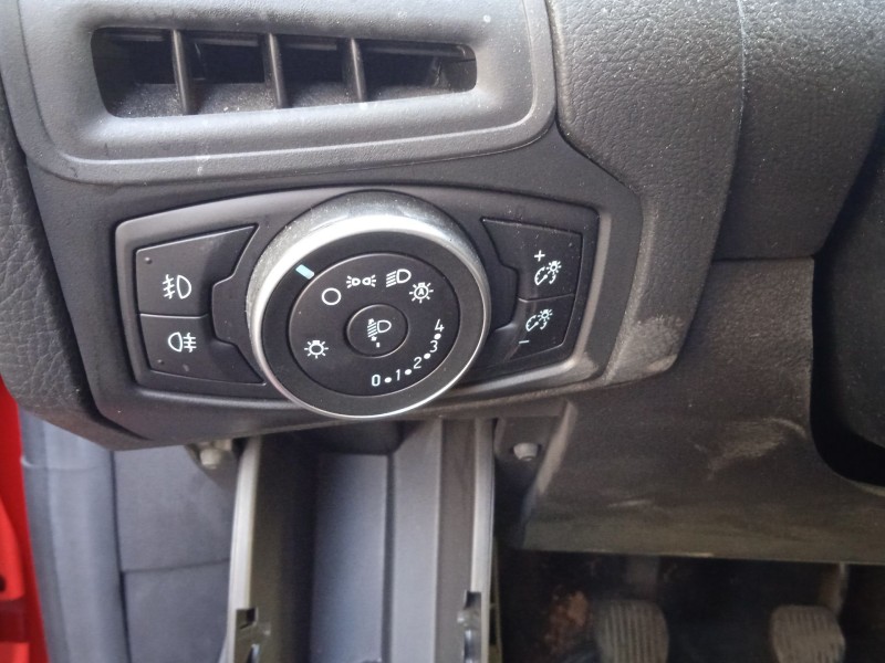 ford focus iv (hn) del año 2015