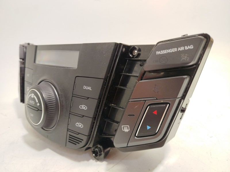 Recambio de mando climatizador para hyundai i40 i (vf) 1.7 crdi referencia OEM IAM 972503ZDD0 972503ZDD0PD5 