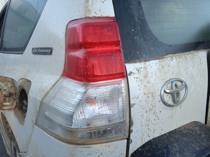 toyota land cruiser prado (_j15_) del año 2012