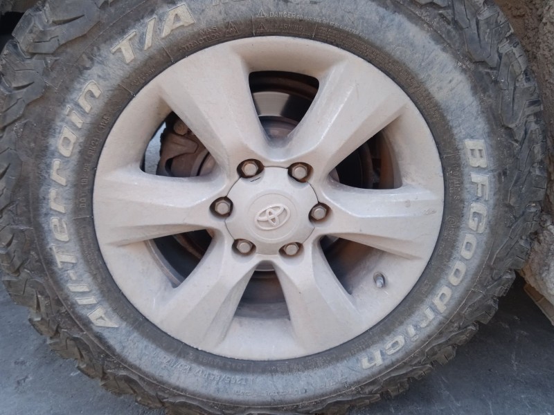 toyota land cruiser prado (_j15_) del año 2012