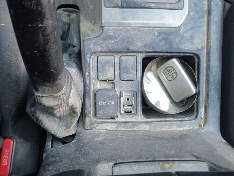 toyota land cruiser prado (_j15_) del año 2012