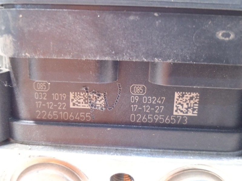 Recambio de abs para opel astra k sports tourer selective referencia OEM IAM 39120571 2265106455 269837