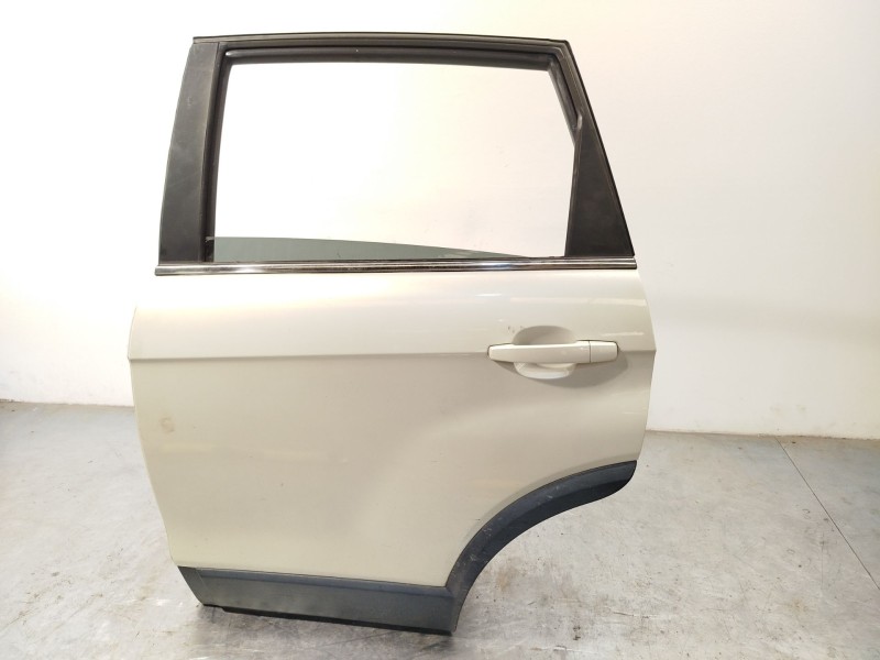 Recambio de puerta trasera izquierda para chevrolet captiva (c100, c140) 2.0 d 4wd referencia OEM IAM 94543752  