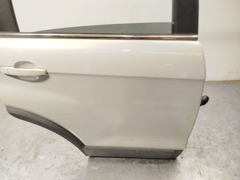 Recambio de puerta trasera derecha para chevrolet captiva (c100, c140) 2.0 d 4wd referencia OEM IAM 94543753  