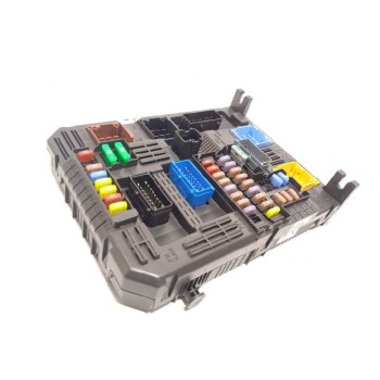 Recambio de caja reles / fusibles para opel grandland x selective referencia OEM IAM 9819854780  28550138