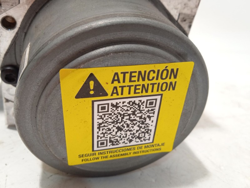 Recambio de abs para hyundai i30 (pd) klass referencia OEM IAM 58920G4210 6158941600 G458922500