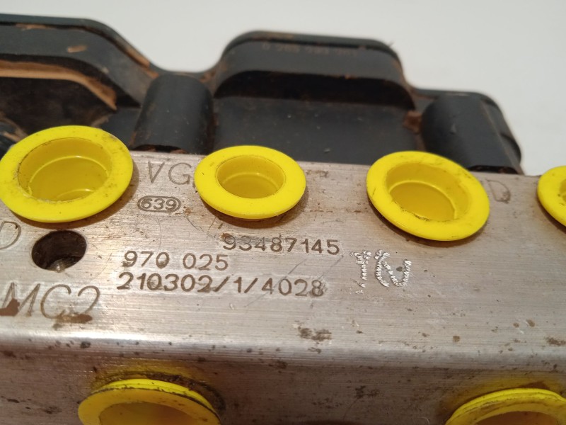 Recambio de abs para citroën c3 feel referencia OEM IAM 93487145 2265106455 970025