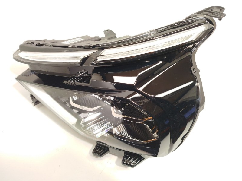 Recambio de faro izquierdo para citroën c4 iii 1.2 referencia OEM IAM 9830649480  73374697