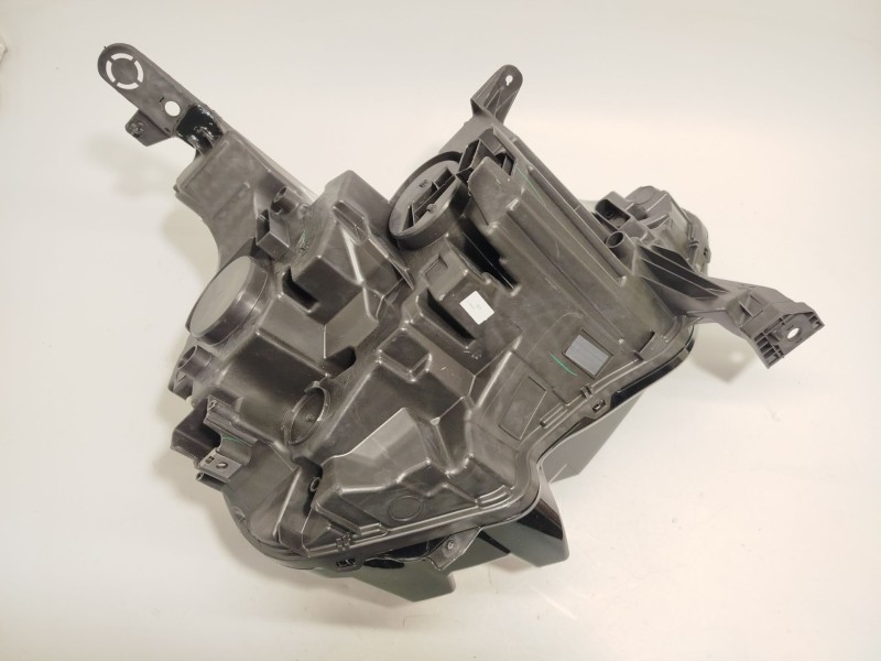 Recambio de faro izquierdo para citroën c4 iii 1.2 referencia OEM IAM 9830649480  73374697