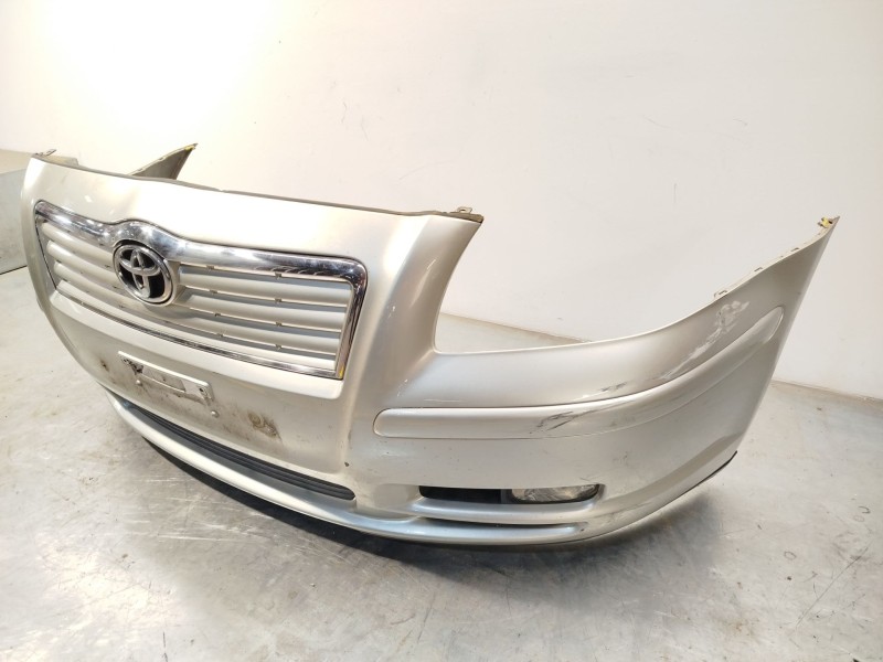Recambio de paragolpes delantero para toyota avensis sedán (_t25_) 2.0 (azt250_) referencia OEM IAM 5211905906  