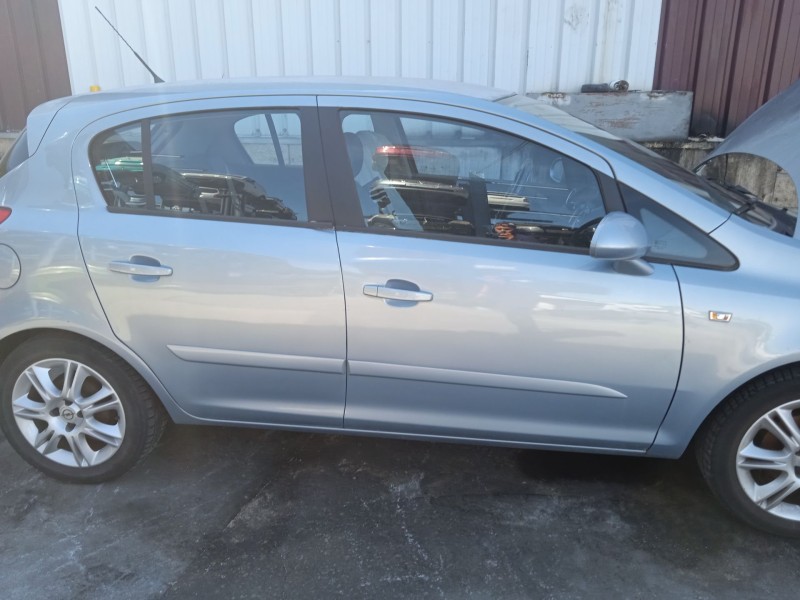opel corsa d (s07) del año 2007