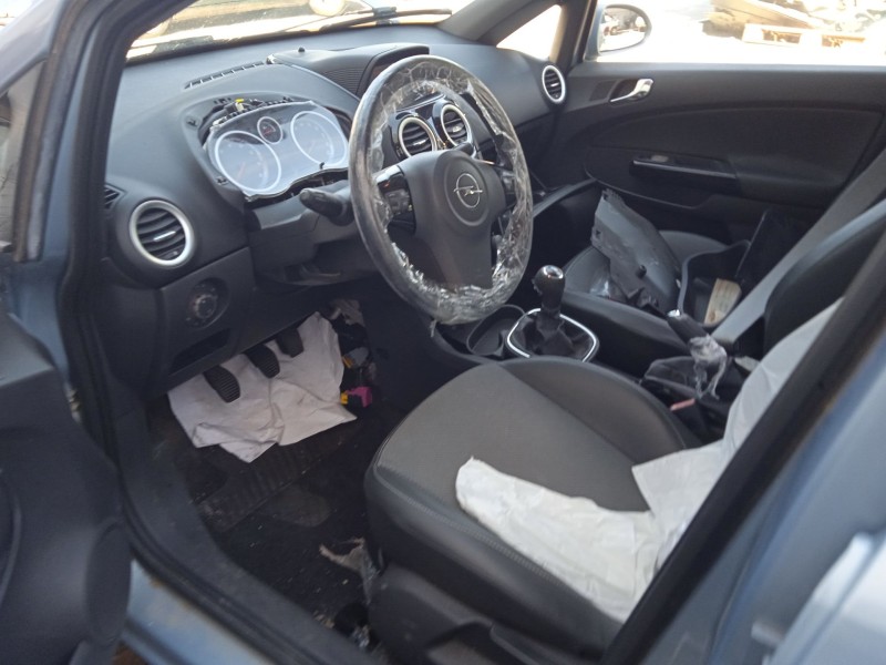 opel corsa d (s07) del año 2007