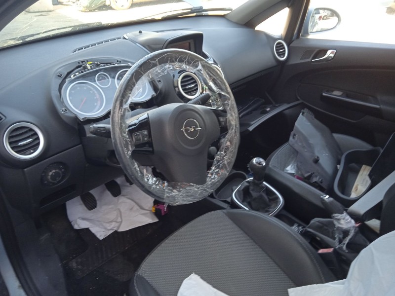 opel corsa d (s07) del año 2007