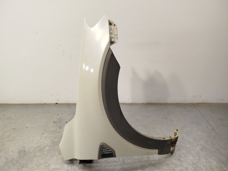 Recambio de aleta delantera derecha para chevrolet captiva (c100, c140) 2.0 d 4wd referencia OEM IAM 96624396  