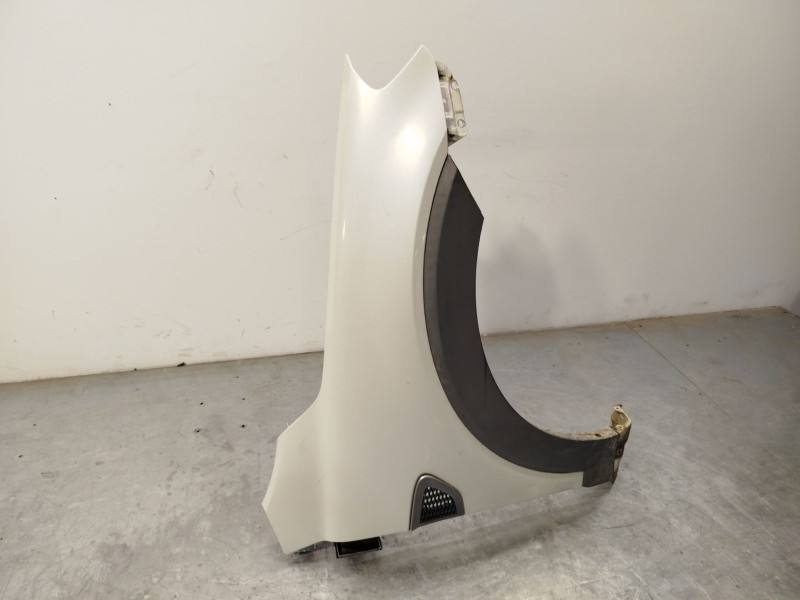 Recambio de aleta delantera derecha para chevrolet captiva (c100, c140) 2.0 d 4wd referencia OEM IAM 96624396  