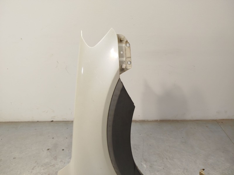 Recambio de aleta delantera derecha para chevrolet captiva (c100, c140) 2.0 d 4wd referencia OEM IAM 96624396  