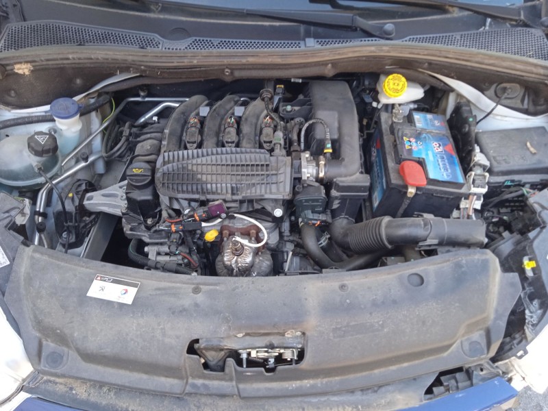 peugeot 208 i (ca_, cc_) del año 2015