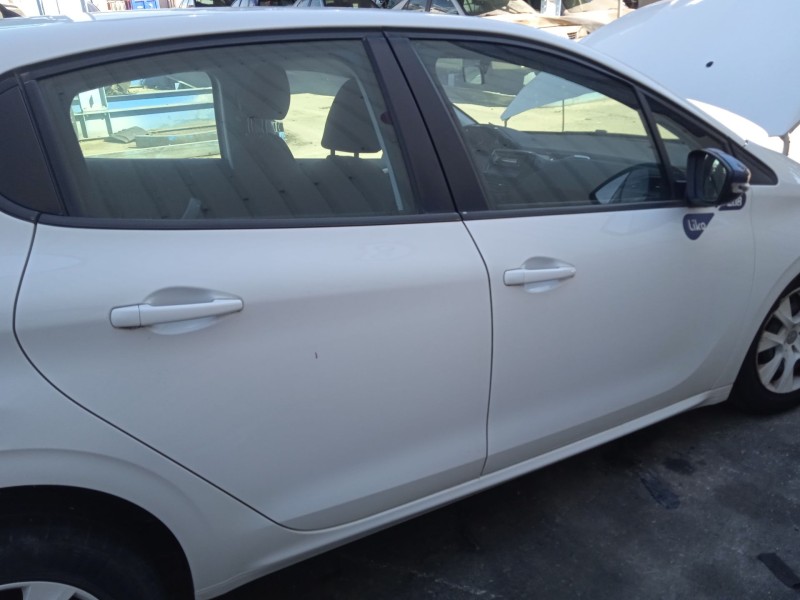 peugeot 208 i (ca_, cc_) del año 2015