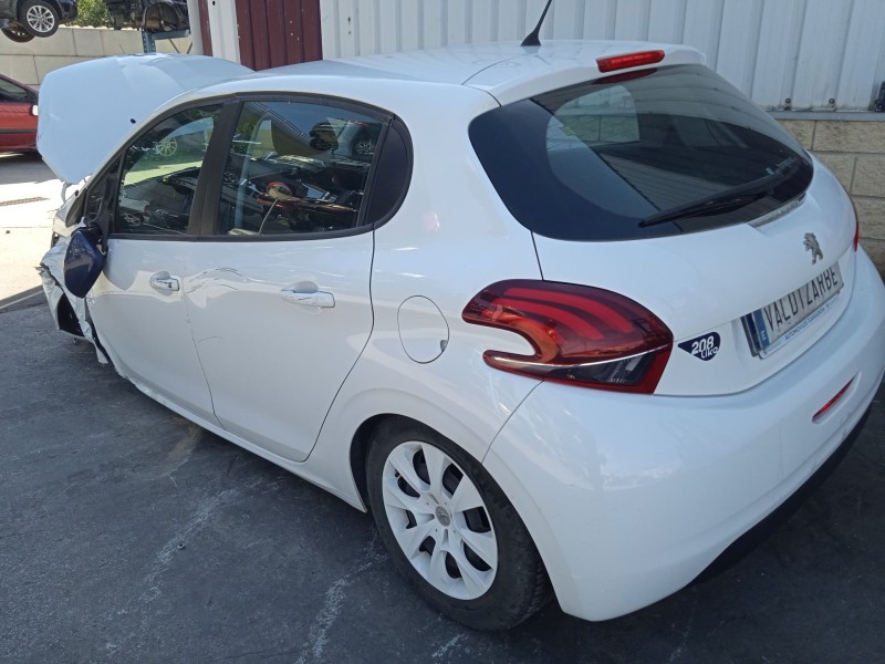 peugeot 208 i (ca_, cc_) del año 2015