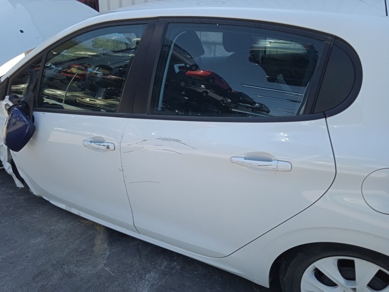 peugeot 208 i (ca_, cc_) del año 2015