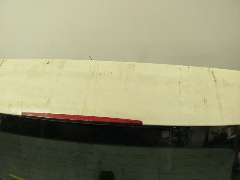 Recambio de porton trasero para chevrolet captiva (c100, c140) 2.0 d 4wd referencia OEM IAM 95240538  