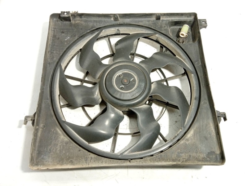 Recambio de electroventilador para hyundai santa fé iii (dm, dma) 2.2 crdi referencia OEM IAM 253802W000  
