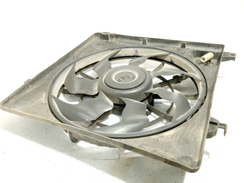 Recambio de electroventilador para hyundai santa fé iii (dm, dma) 2.2 crdi referencia OEM IAM 253802W000  