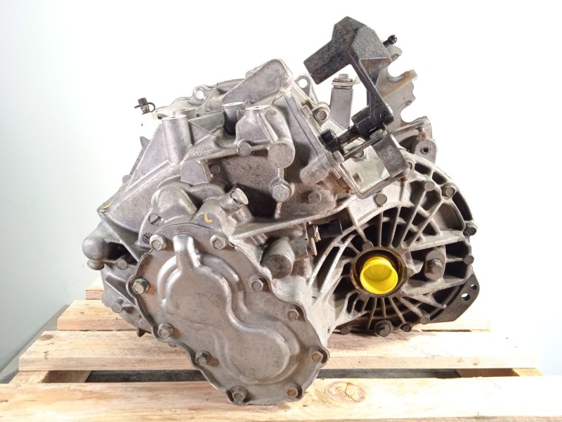 Recambio de caja cambios para chevrolet captiva (c100, c140) 2.0 d 4wd referencia OEM IAM 96876003  BEW4357