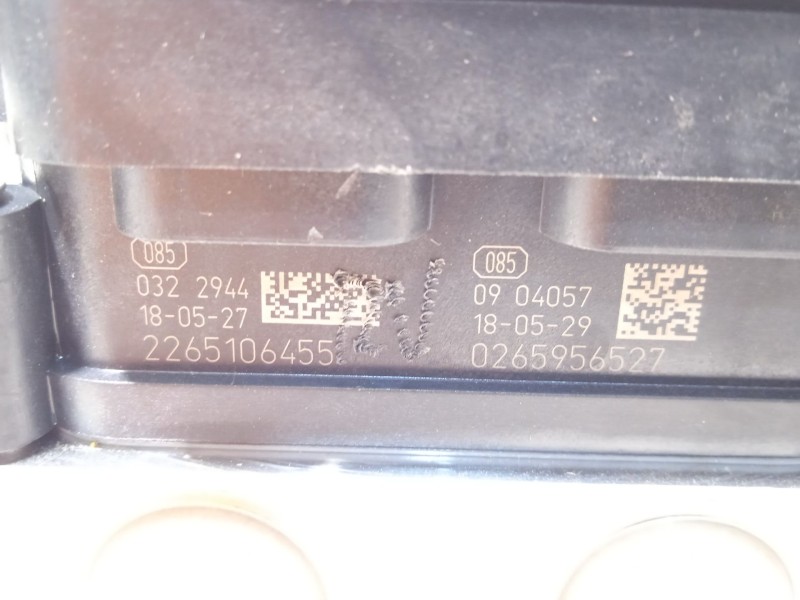 Recambio de abs para renault captur zen referencia OEM IAM 476601842R 2265106455 269722