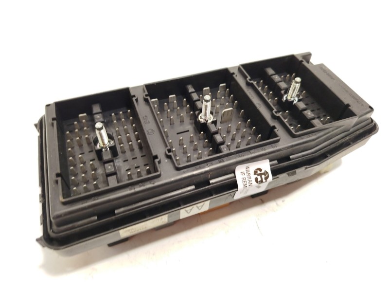 Recambio de caja reles / fusibles para chevrolet captiva (c100, c140) 2.0 d 4wd referencia OEM IAM 95037413  