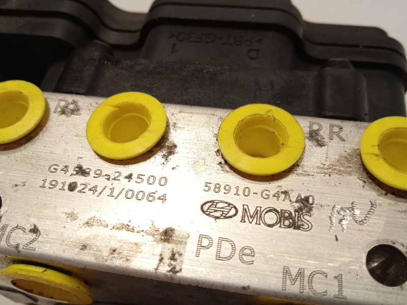 Recambio de abs para hyundai i30 (pd) klass referencia OEM IAM 58910G4AA0 6158941600 G458924500