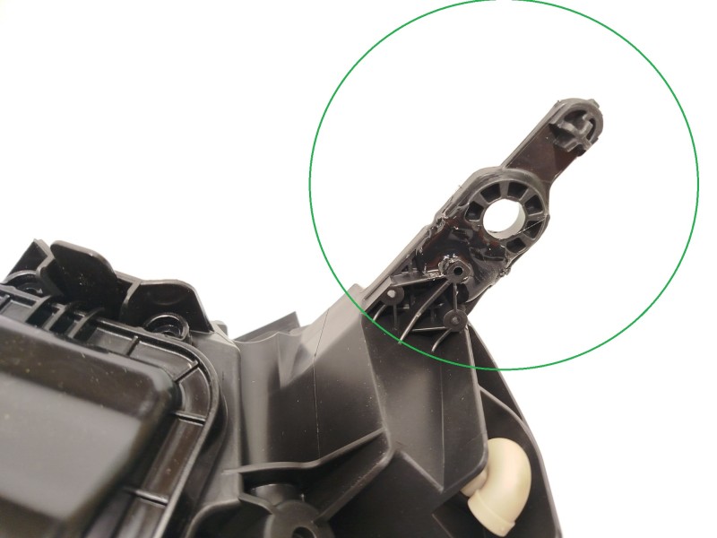 Recambio de faro derecho para peugeot expert combi standard referencia OEM IAM 9808572580  