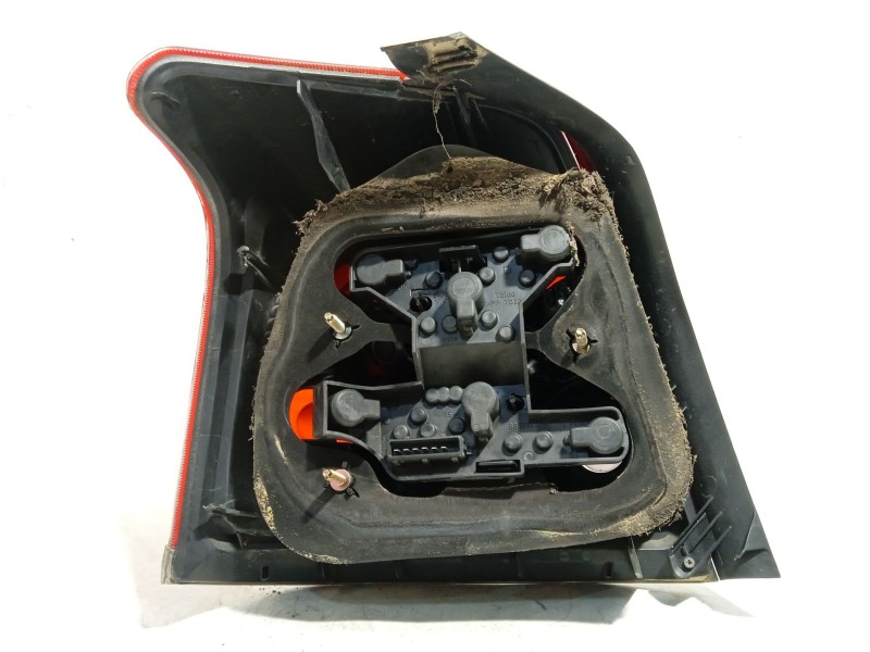 Recambio de piloto trasero derecho para toyota avensis sedán (_t25_) 2.0 (azt250_) referencia OEM IAM 8155105140  